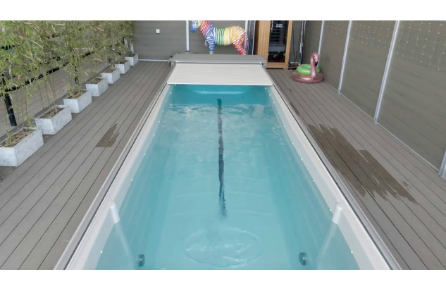 Sliding Deck für SwimSpa